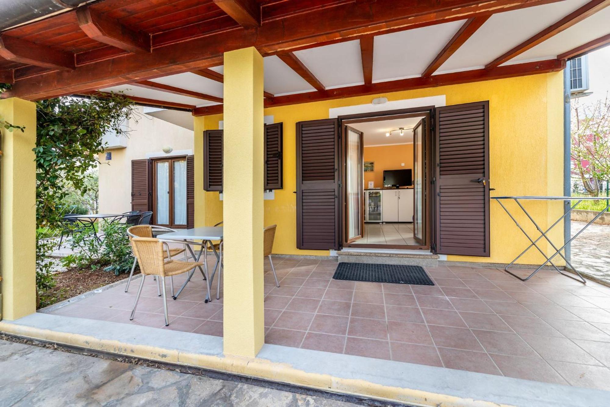 Marina Apartamento Baška Exterior foto