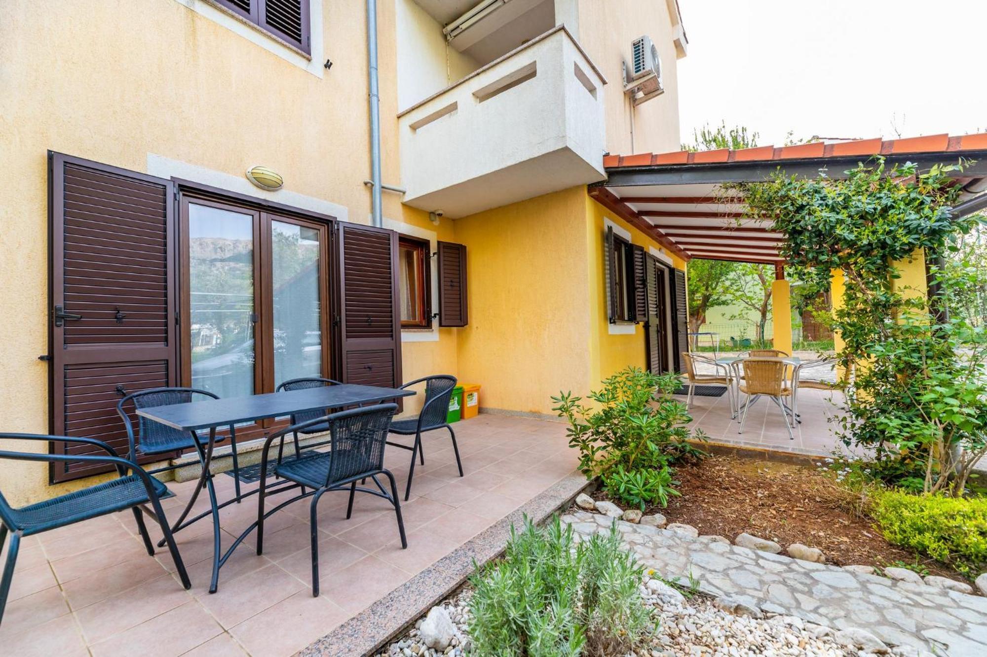 Marina Apartamento Baška Exterior foto